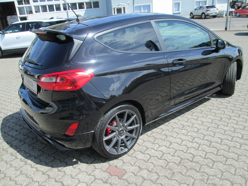 Ford Fiesta ST — photo 2