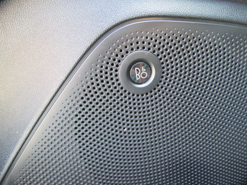 Ford Fiesta ST — photo 15