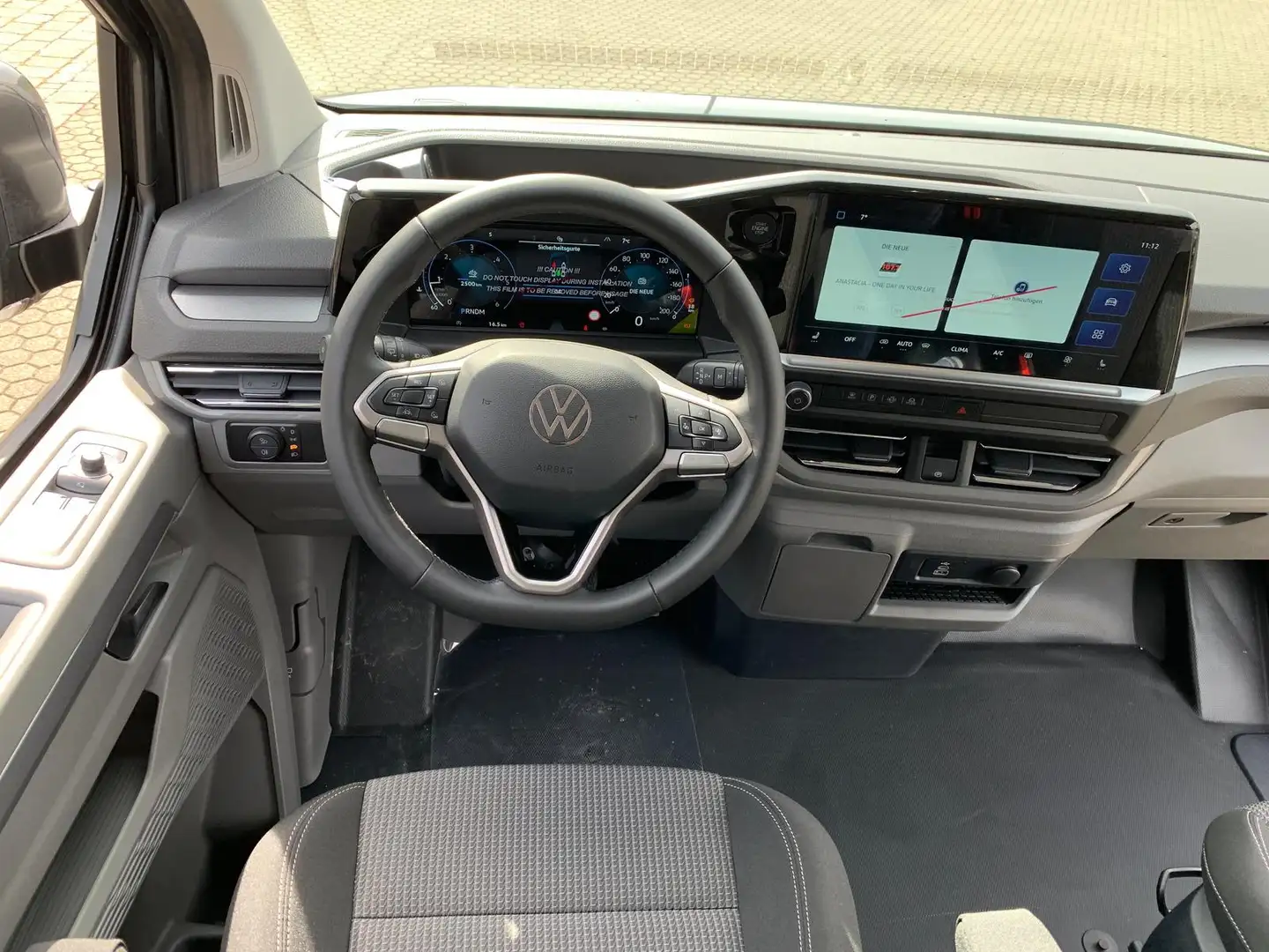 Volkswagen T7 Transporter Kasten Plus Mixto kurz KR 5-Sitzer APP Tempomat Gris - 2