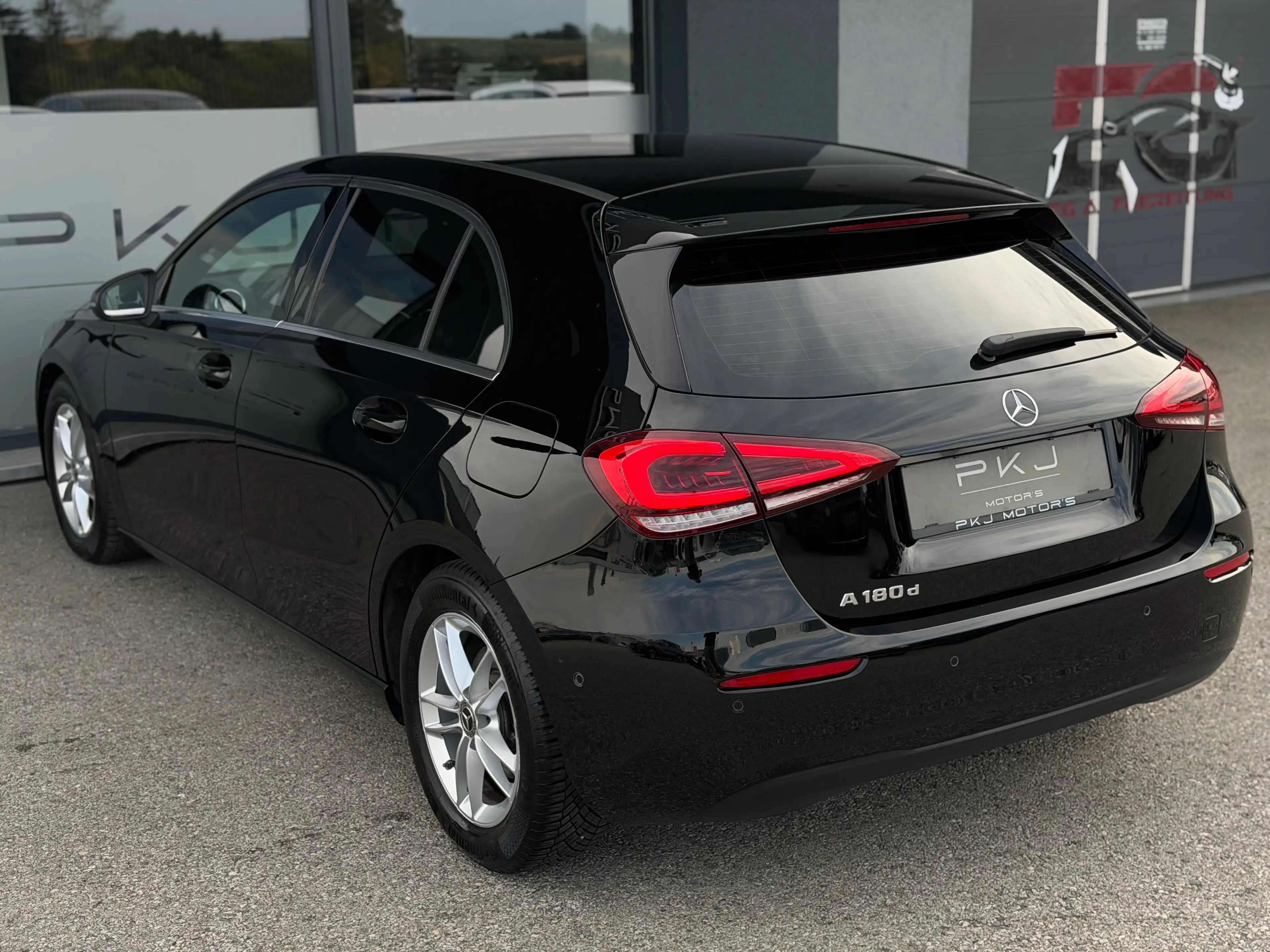 Mercedes-Benz A 180 A180d Style — photo 5