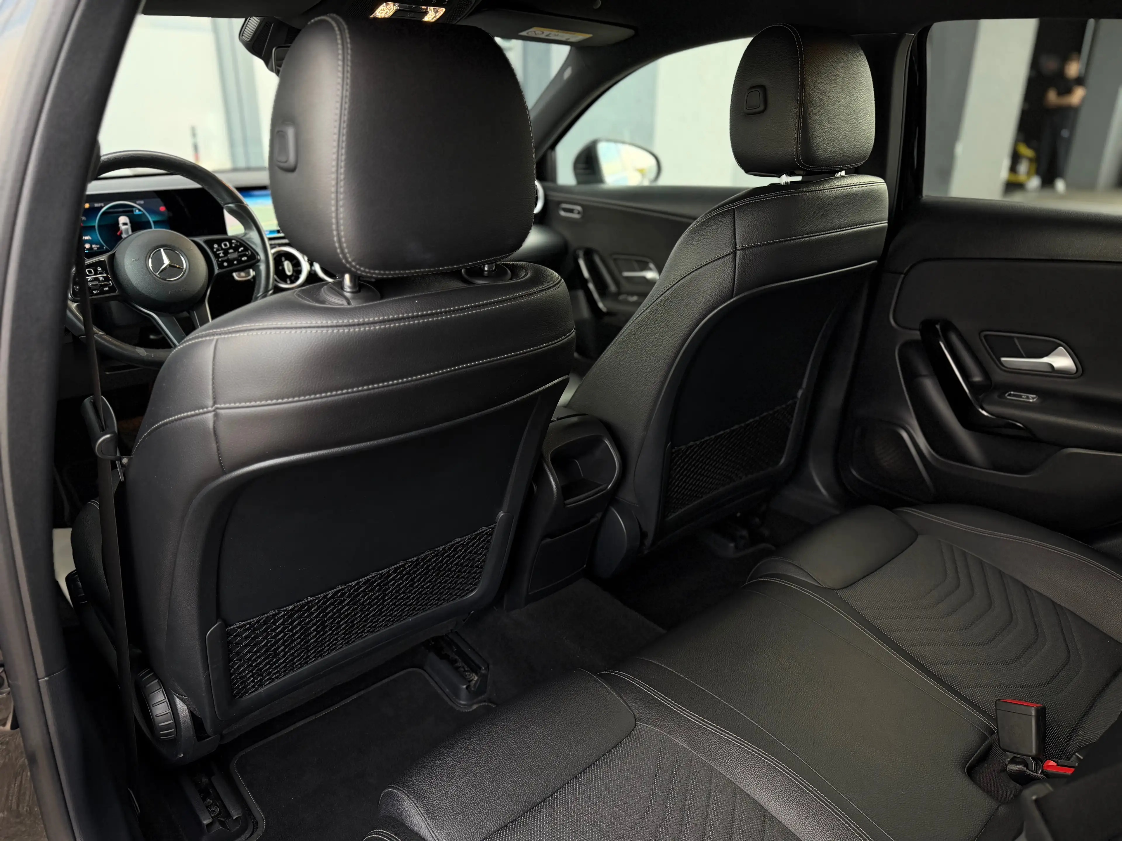 Mercedes-Benz A 180 A180d Style — photo 12
