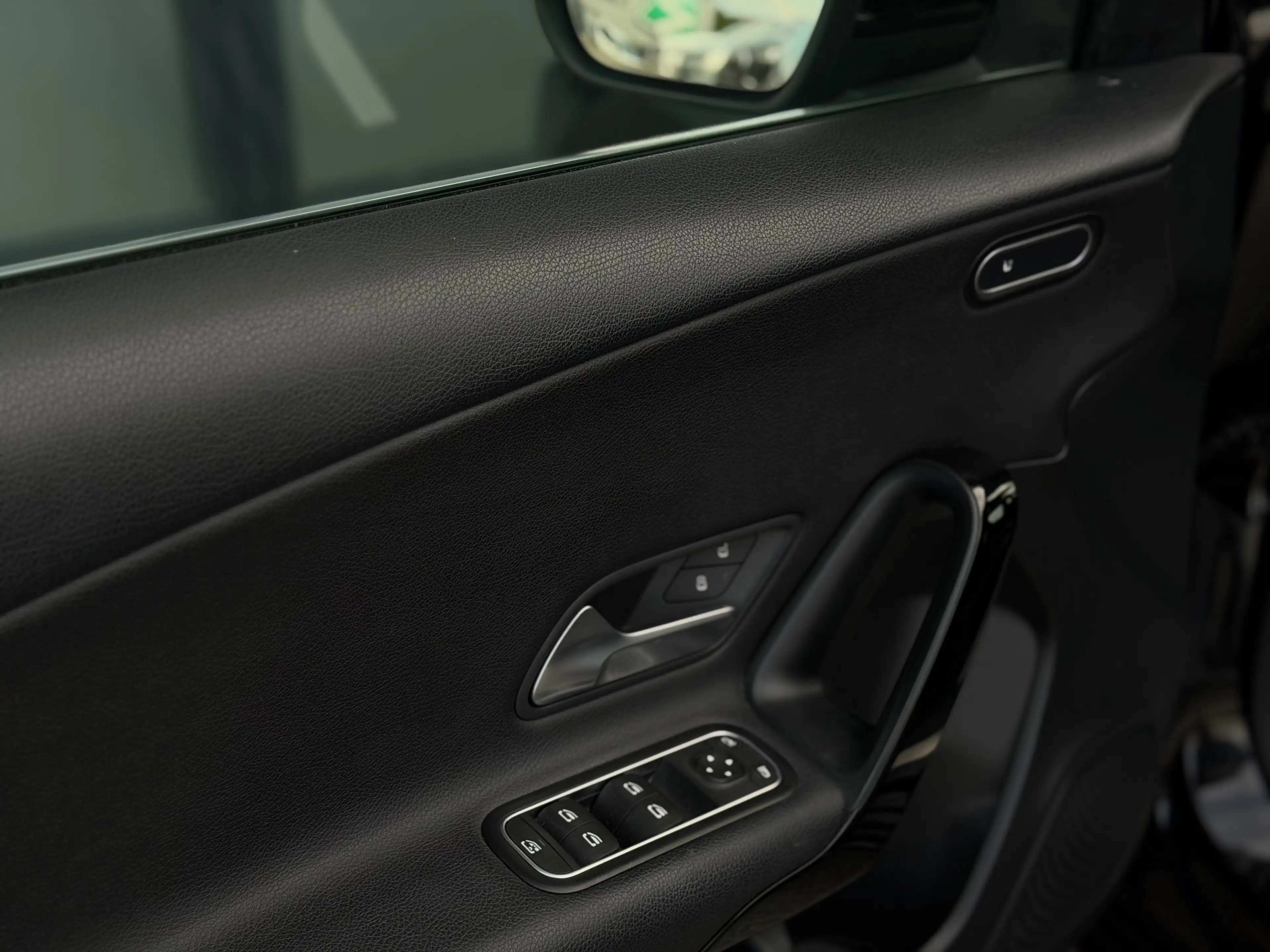 Mercedes-Benz A 180 A180d Style — photo 9