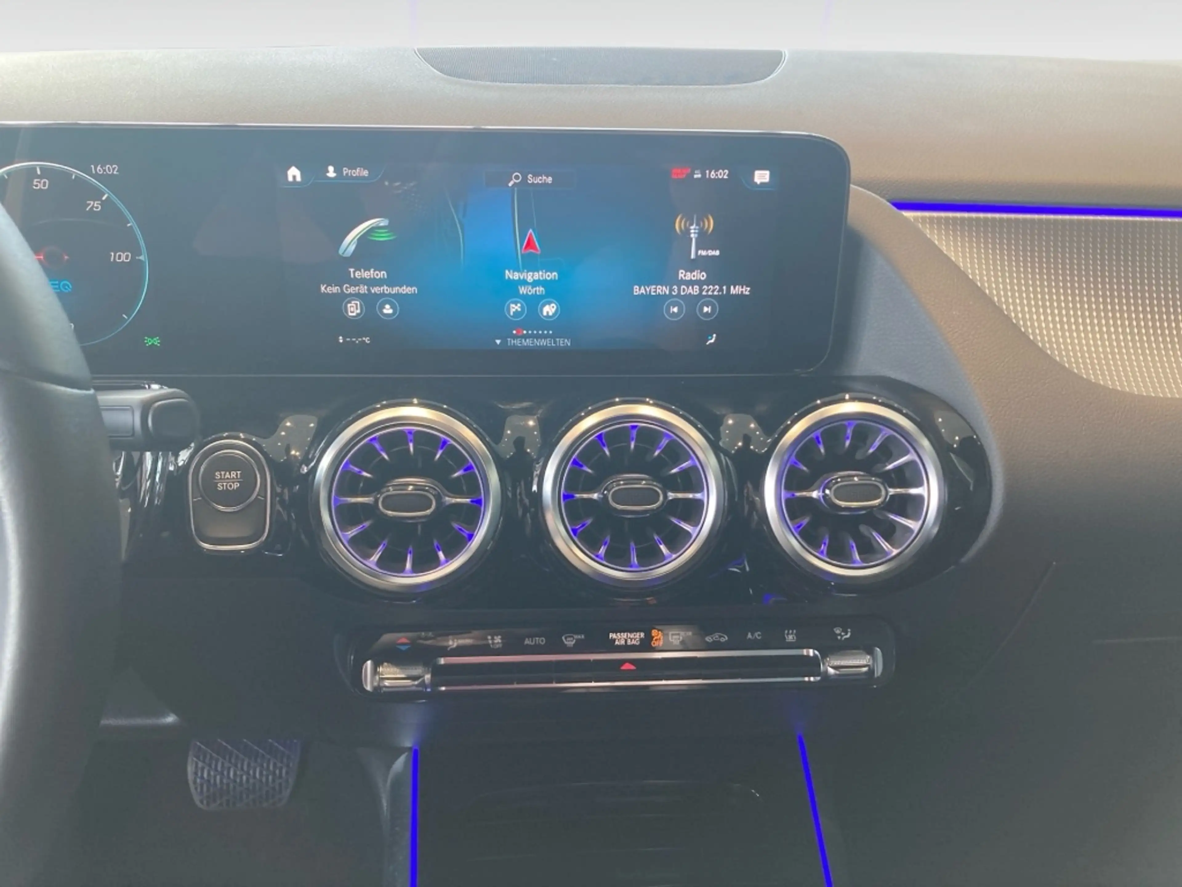 Mercedes-Benz EQA 300 4M Progressive+Night+MBUX+Navi-P+LED+Kam — photo 13