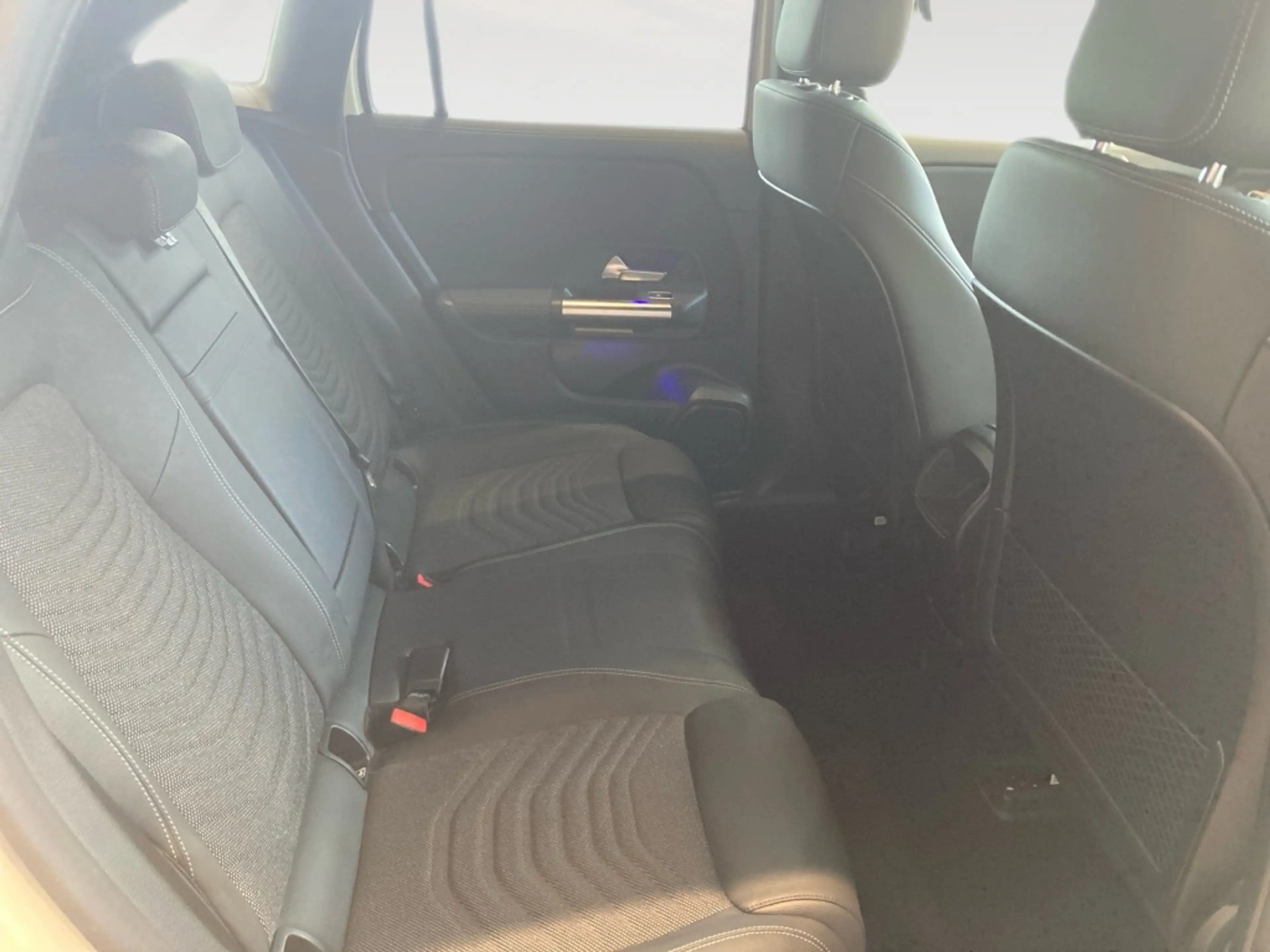 Mercedes-Benz EQA 300 4M Progressive+Night+MBUX+Navi-P+LED+Kam — photo 9