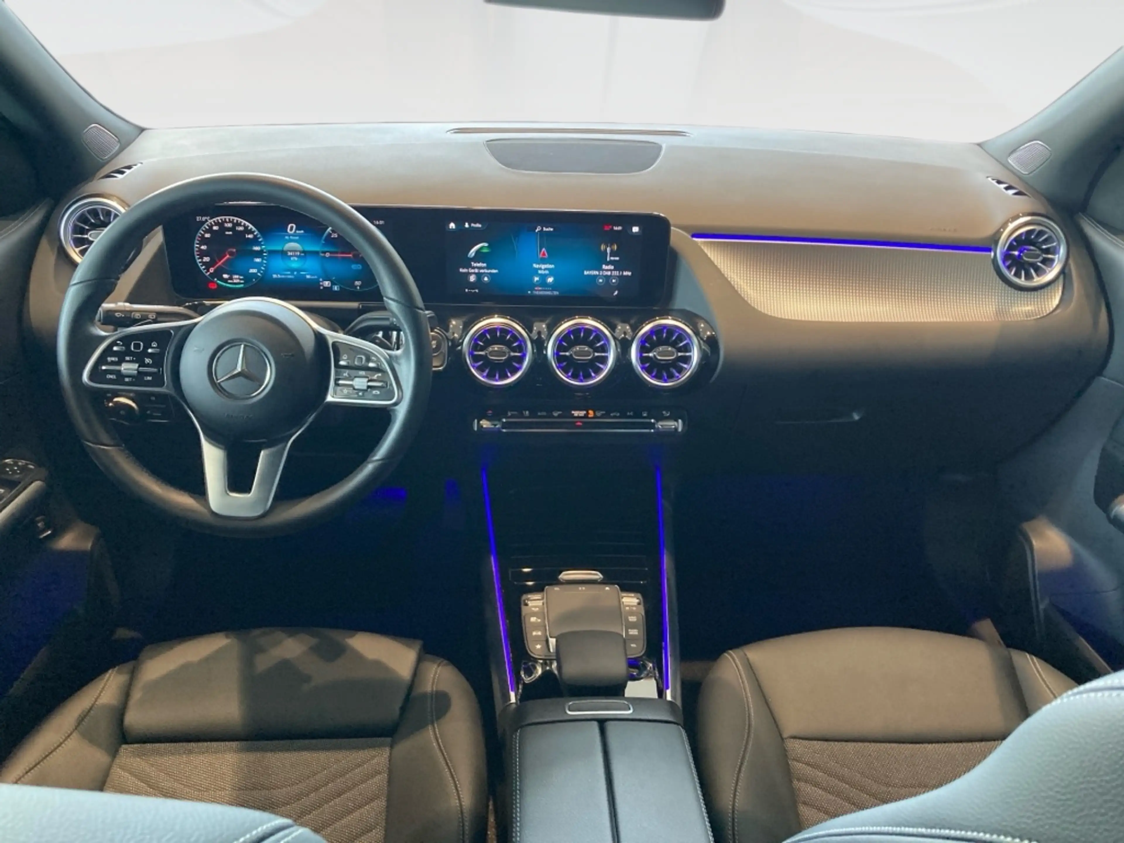 Mercedes-Benz EQA 300 4M Progressive+Night+MBUX+Navi-P+LED+Kam — photo 8