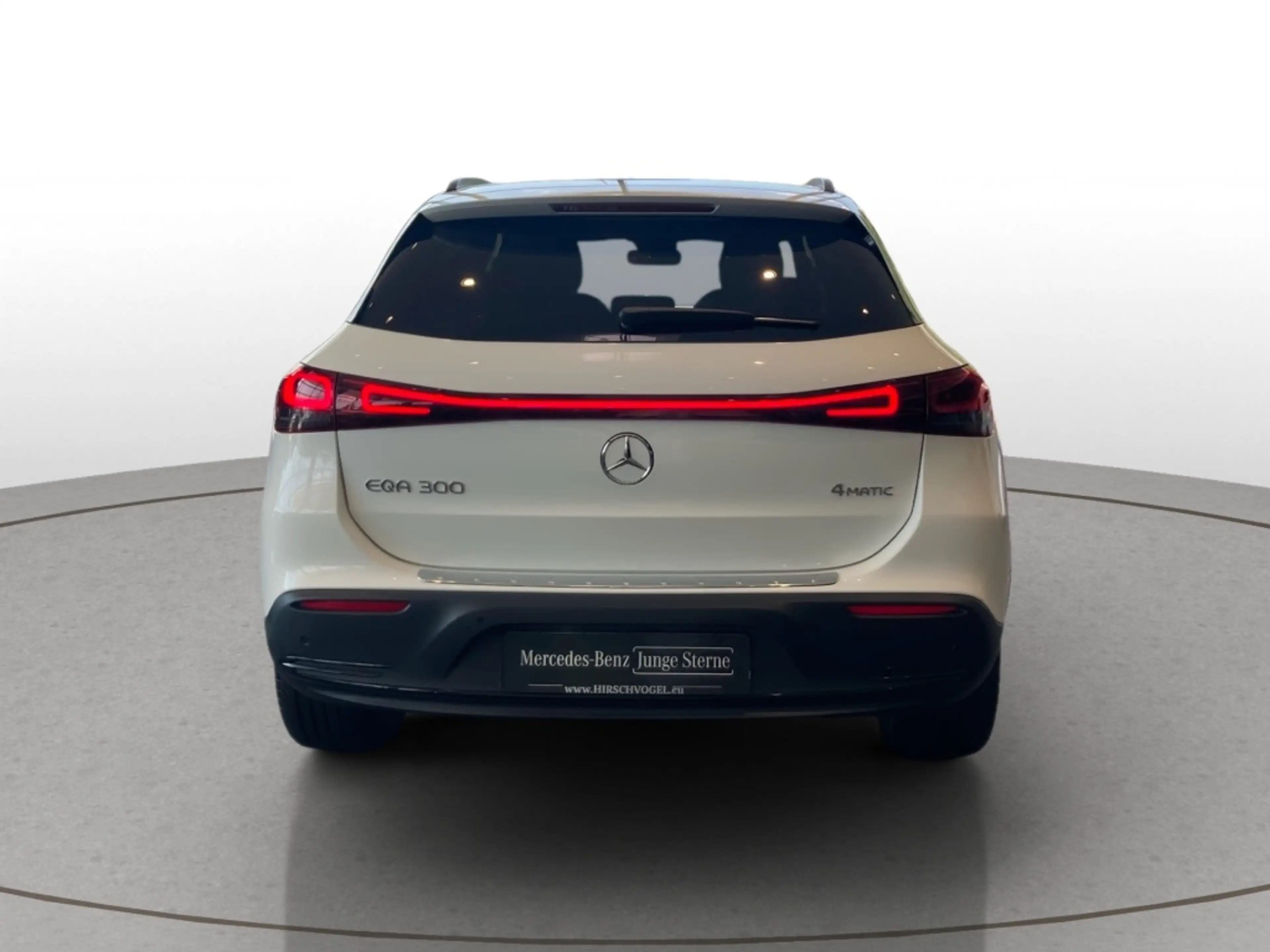 Mercedes-Benz EQA 300 4M Progressive+Night+MBUX+Navi-P+LED+Kam — photo 6