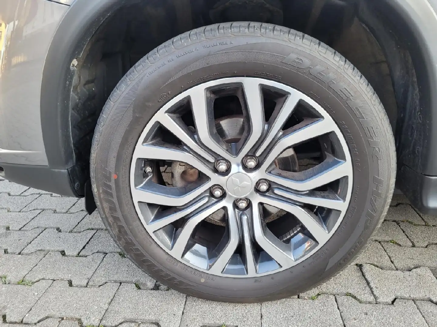 Mitsubishi ASX Edition 100+ 2WD Gris - 2