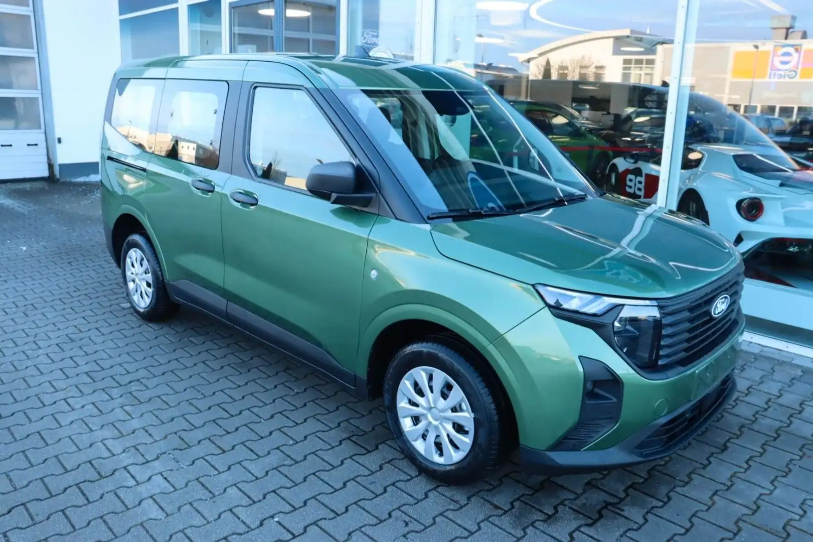 Ford Tourneo Courier Fahrerassistenz Klima 4,99% FIN* Grün - 2
