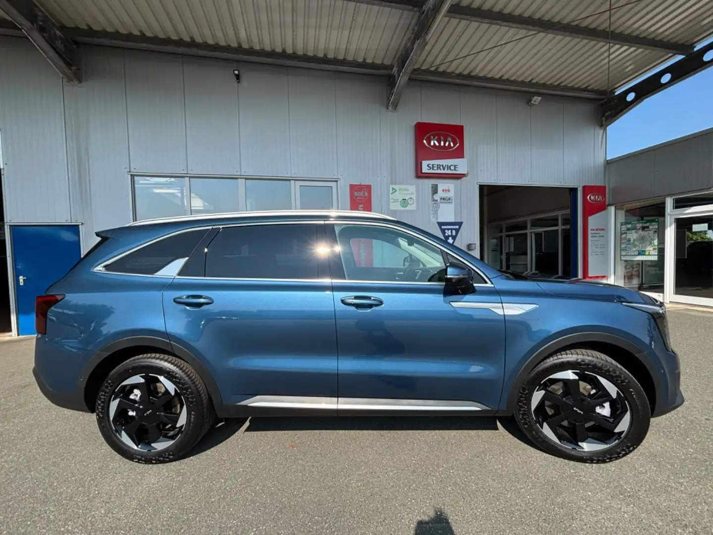 Kia Sorento SPIRIT 4WD HEV AT 7S Leder LED NAVI Blau - 2