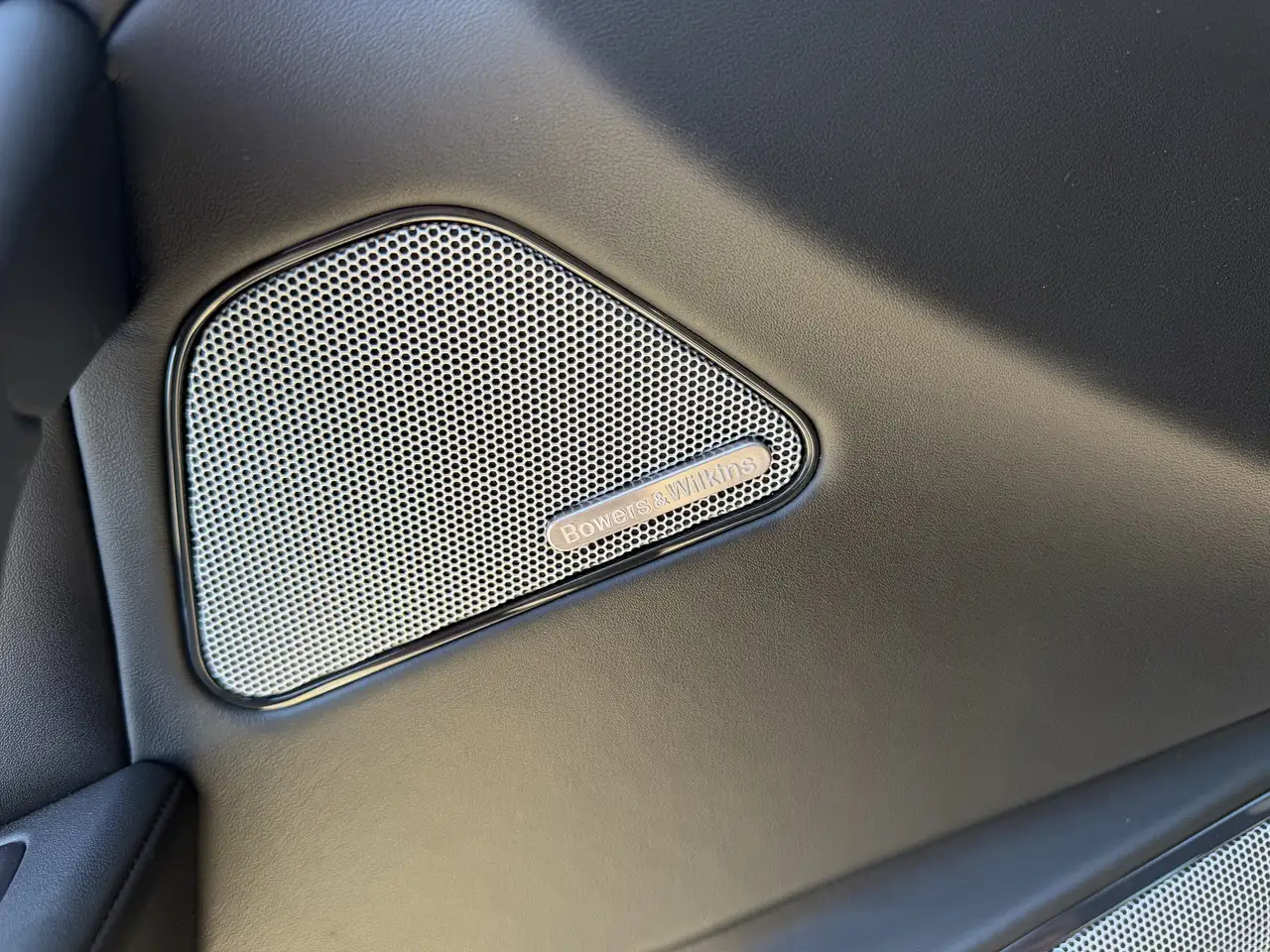 Maserati Levante снимка Maserati Levante