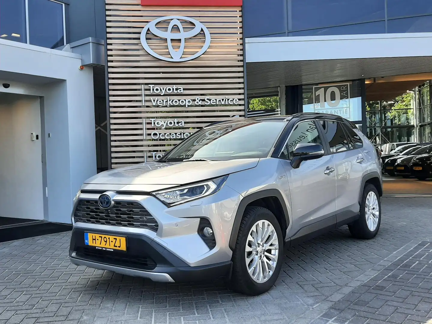 Toyota RAV 4 2.5 Hybrid AWD Executive Gris - 2