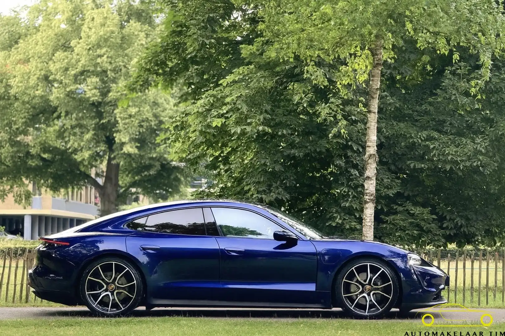 Porsche Taycan Performance 84 kWh / BTW / Sport Chrono Modrá - 2