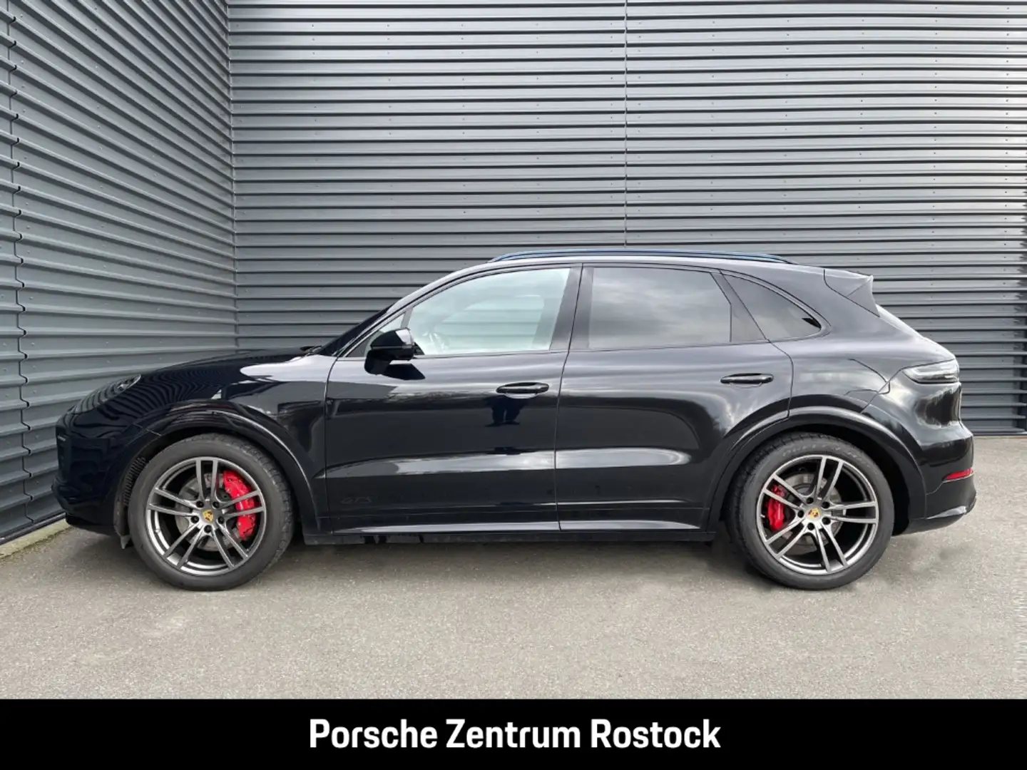 Porsche Cayenne GTS Nothalt Standheizung Surround-View Zwart - 2