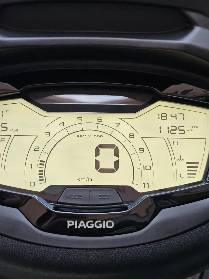 Piaggio Beverly 300 Negru - 1