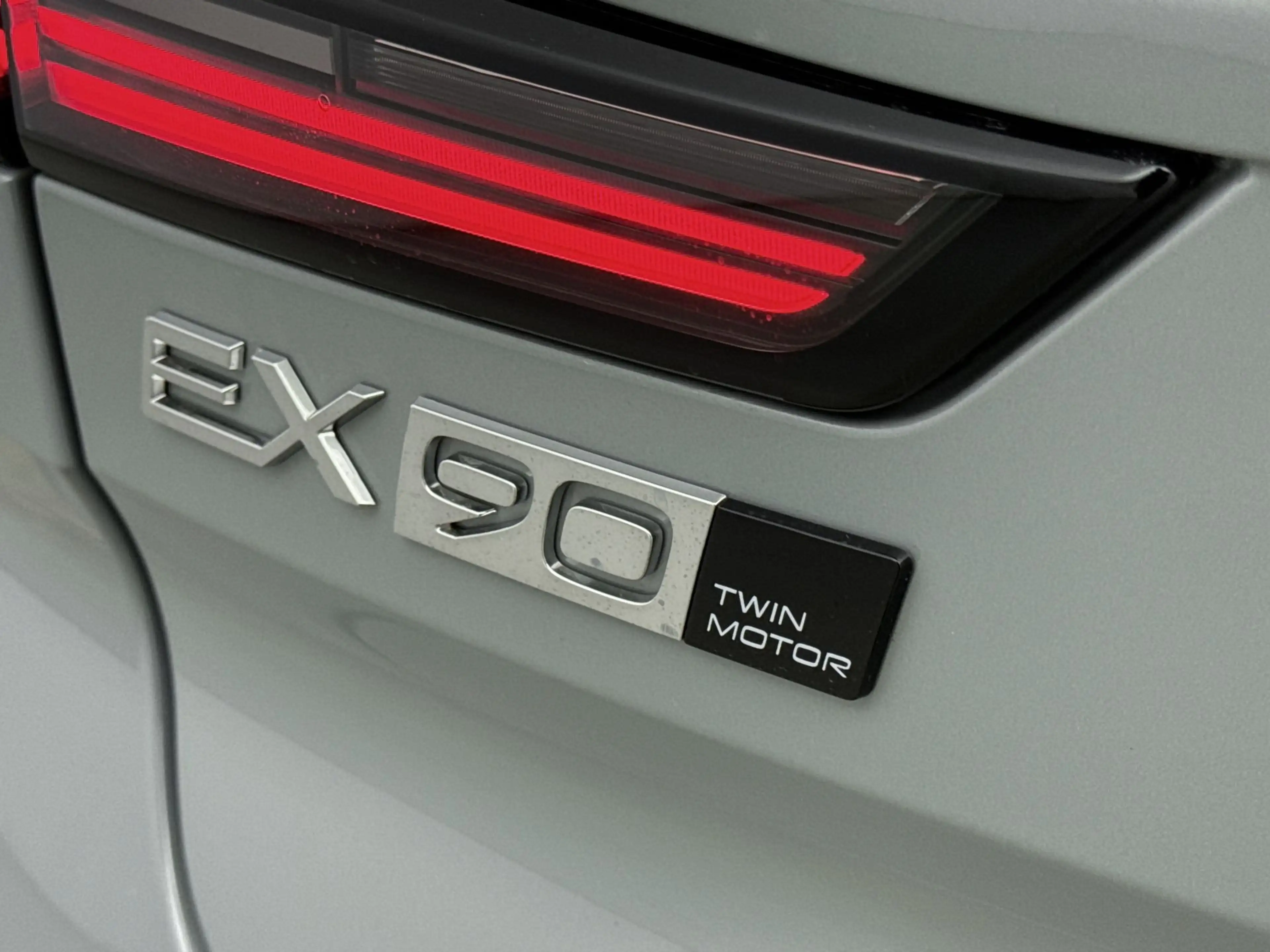 Volvo EX90 Ultra Twin Motor | Geventileerd Charcoal Interieur — photo 18