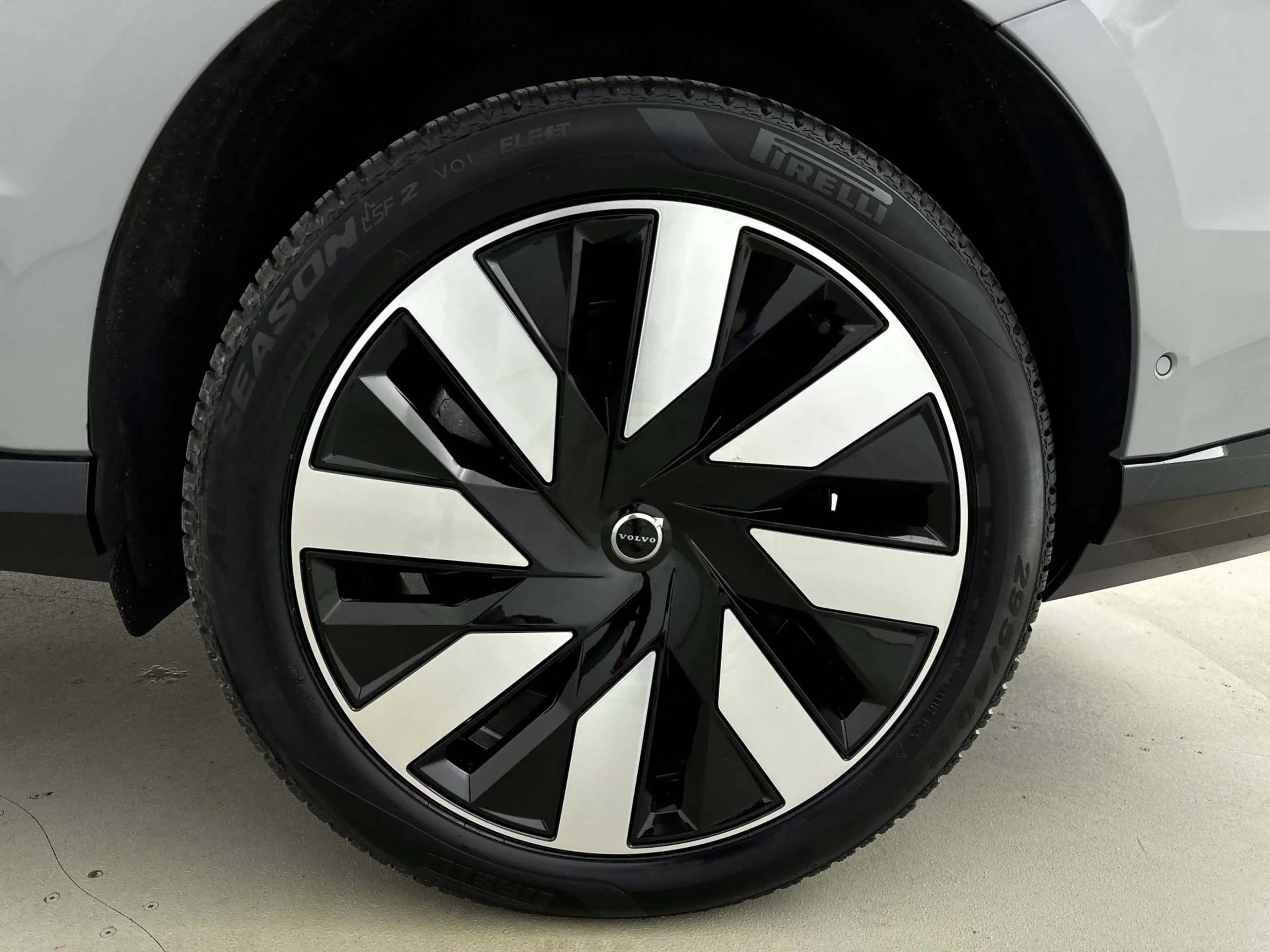 Volvo EX90 Ultra Twin Motor | Geventileerd Charcoal Interieur — photo 12
