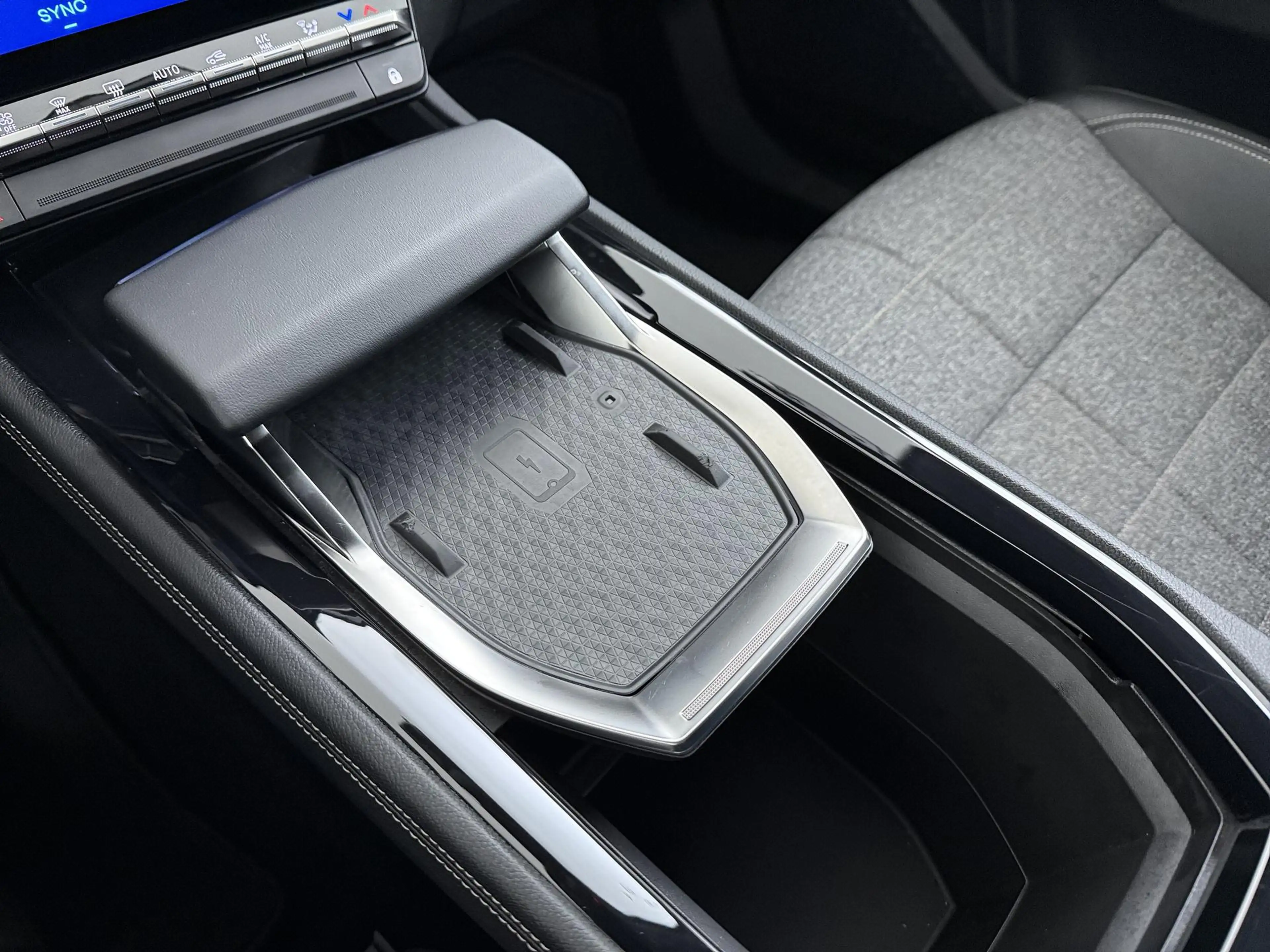 Renault Espace techno E-Tech full hybrid 200 7p. | trekhaak | pac — photo 12