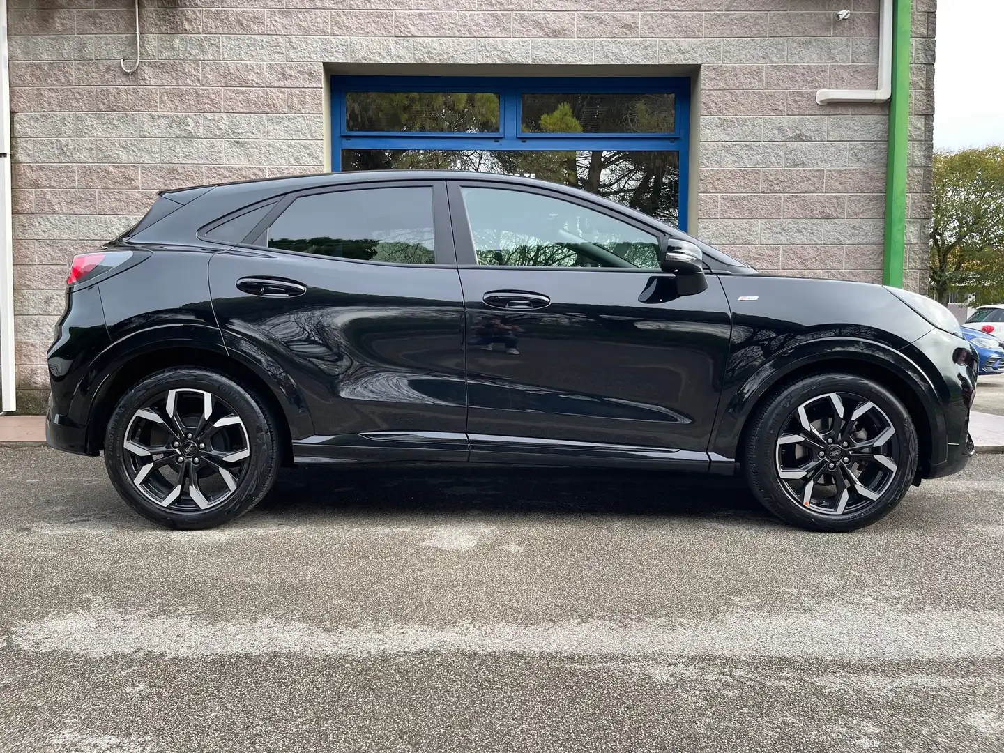 Ford Puma 1.0 125CV ST-LINE MILD HYBRID UNIPROPRIETARIO NAVI Nero - 2