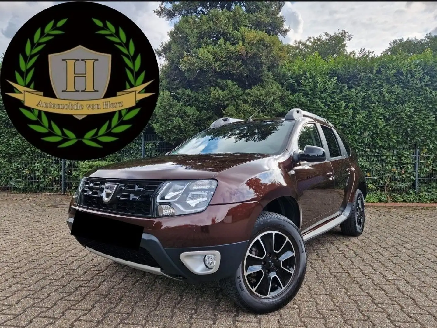 Dacia Duster Black Shadow 4x2 Klima Navi SH Kamera Brun - 1