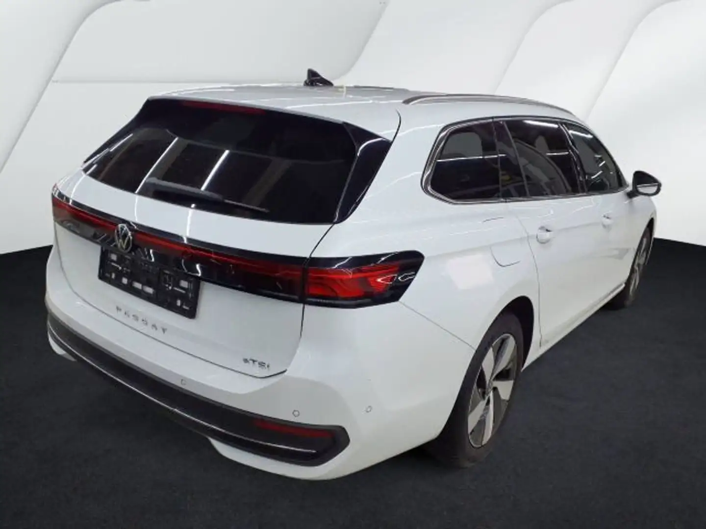 Volkswagen Passat Variant Business 1.5 eTSI DSG LED NAVI AH Weiß - 2
