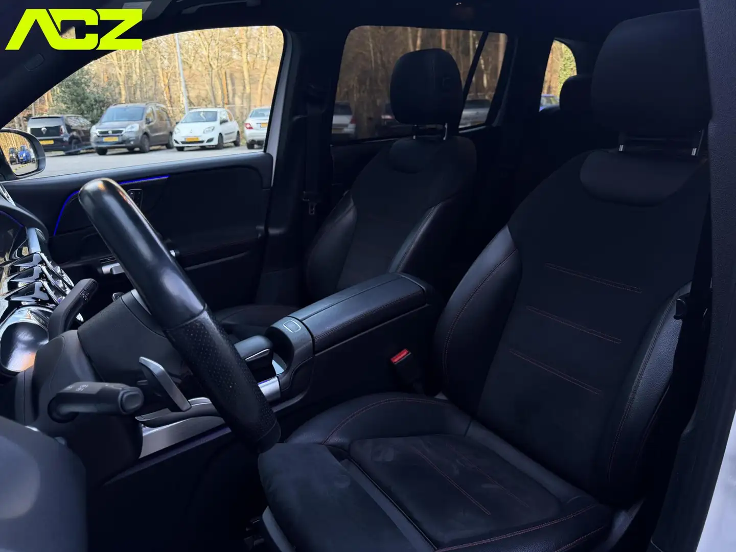 Mercedes-Benz GLB 250 4MATIC AMG|Pano|Burmester|Keyless|Sfeer|VOL Blanc - 2
