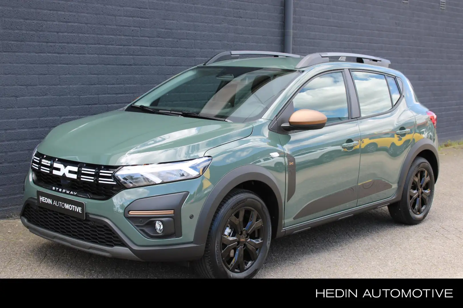 Dacia Sandero Stepway 100 ECO-G Extreme Gri - 1