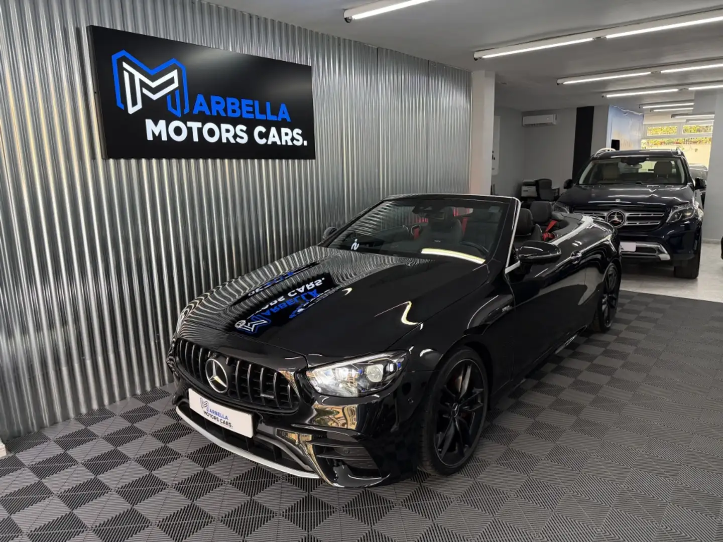Mercedes-Benz E 53 AMG Cabrio 4Matic+ Speedshift TCT 9G Noir - 1