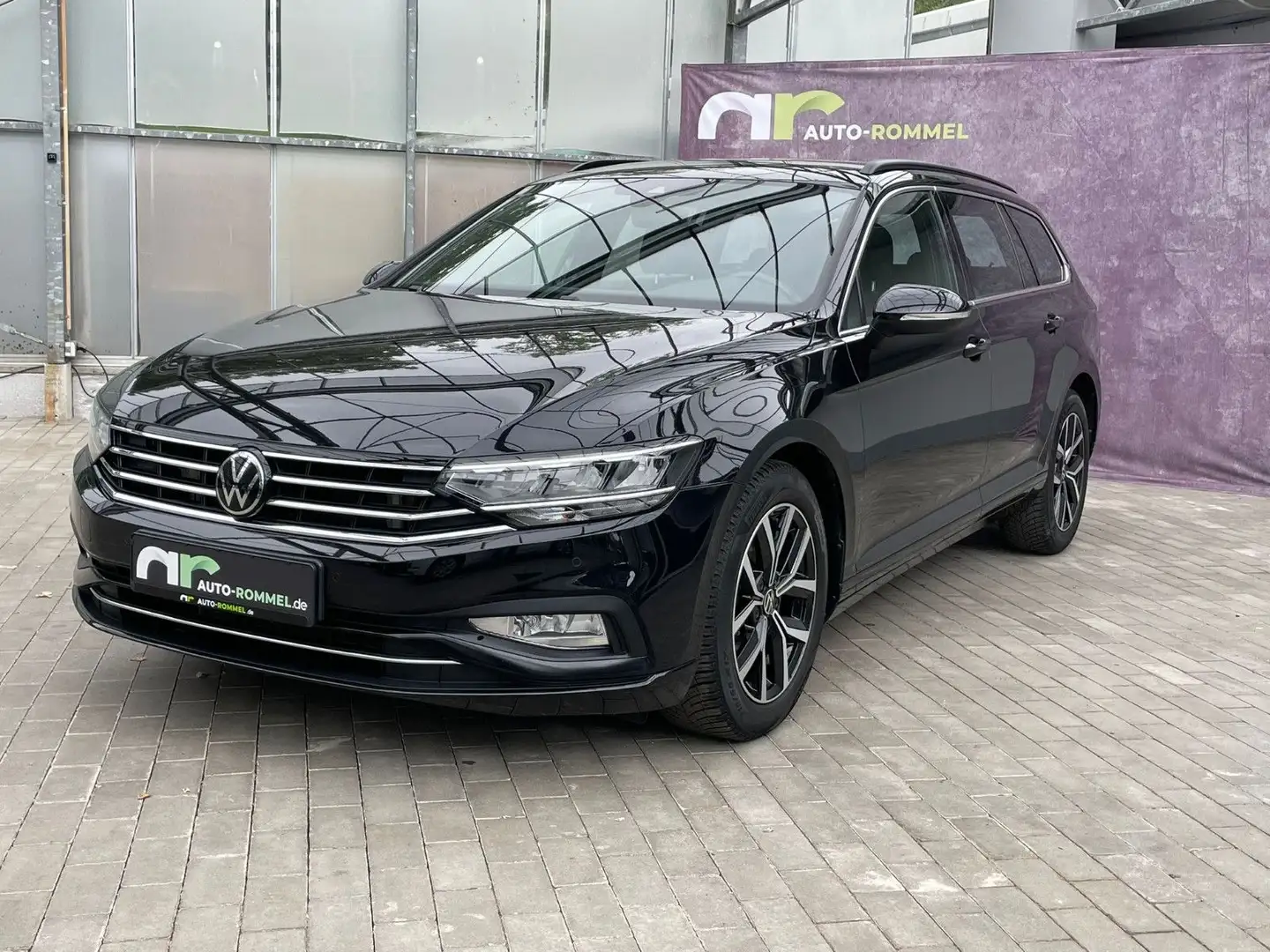 Volkswagen Passat Variant Passat Var 2.0 TDI DSG Business Nav LED Schwarz - 1