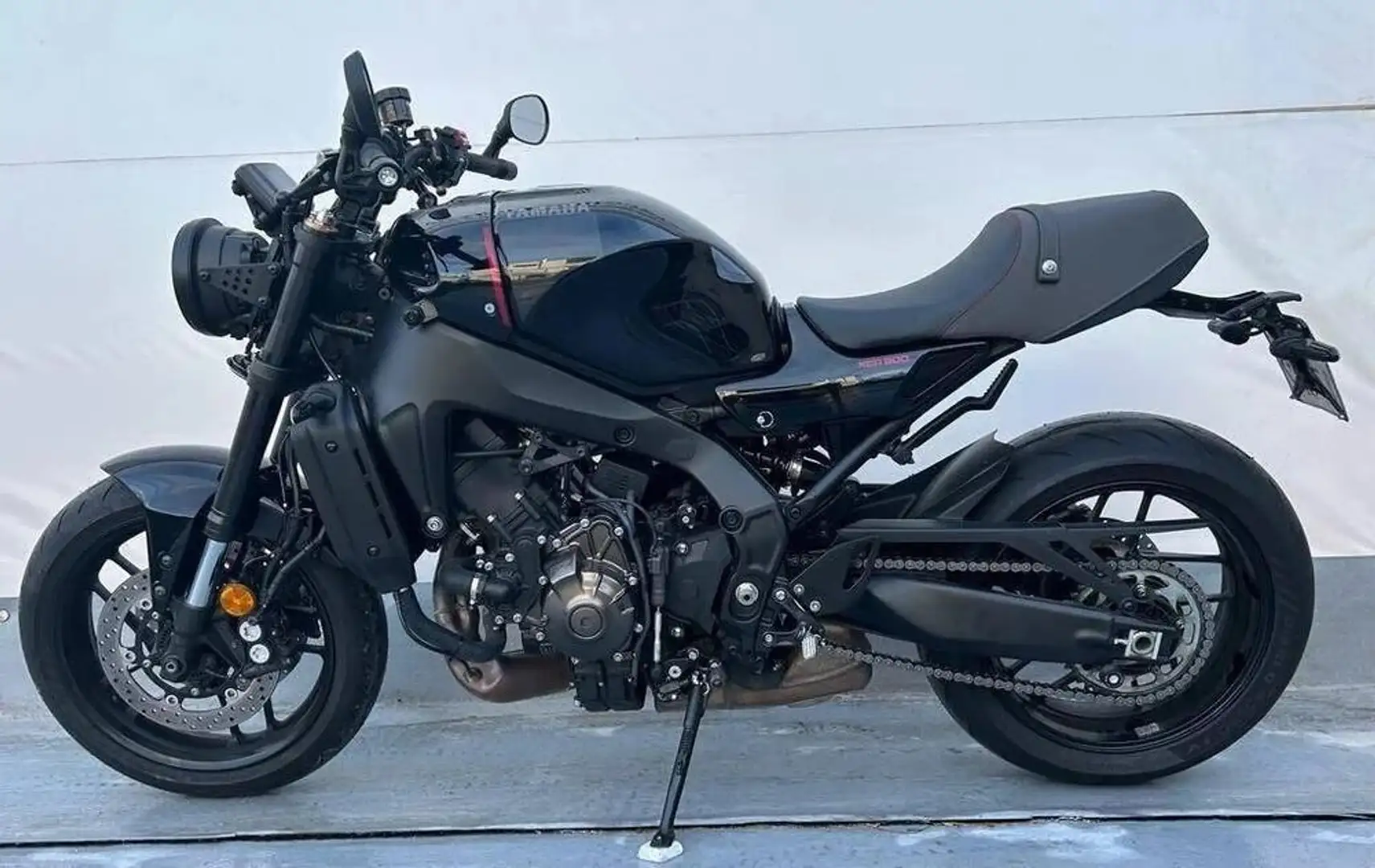 Yamaha XSR 900 Nero - 2