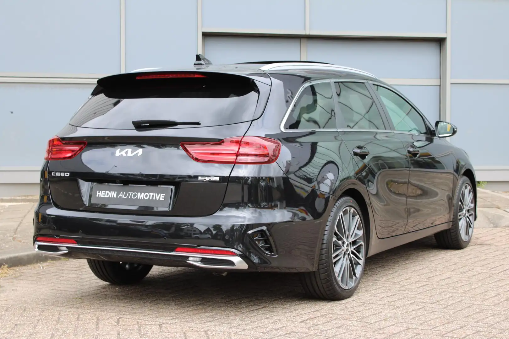 Kia Ceed SW / cee'd SW Sportswagon 1.5 T-GDi GT-PlusLine | Automaat | Ful Schwarz - 2