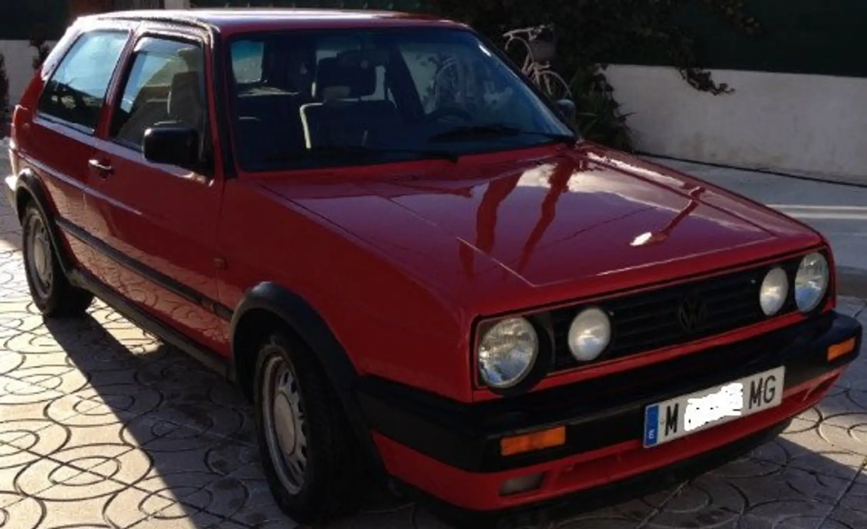 Volkswagen Golf GTI Golf 1.8 GTI 110 GTI Rouge - 1