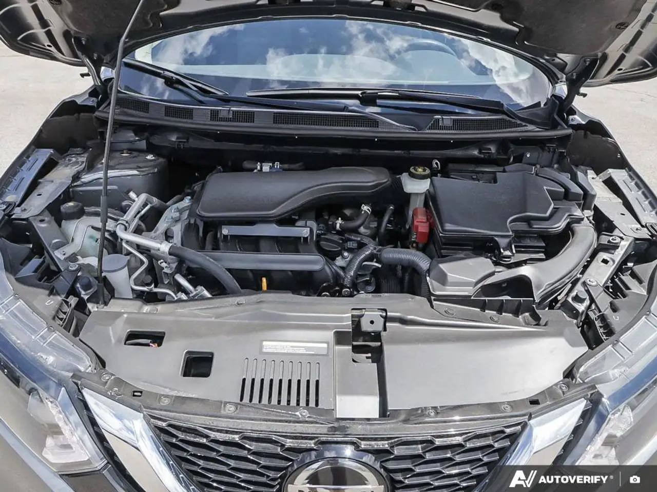 Nissan Qashqai снимка Nissan Qashqai