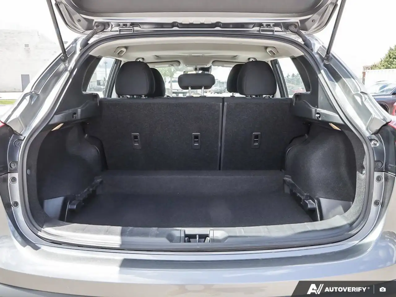 Nissan Qashqai снимка Nissan Qashqai
