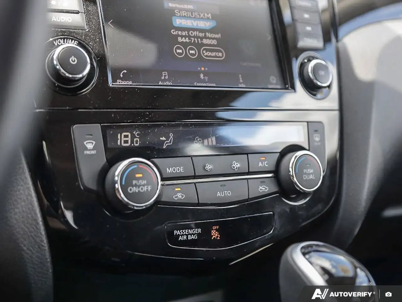 Nissan Qashqai снимка Nissan Qashqai