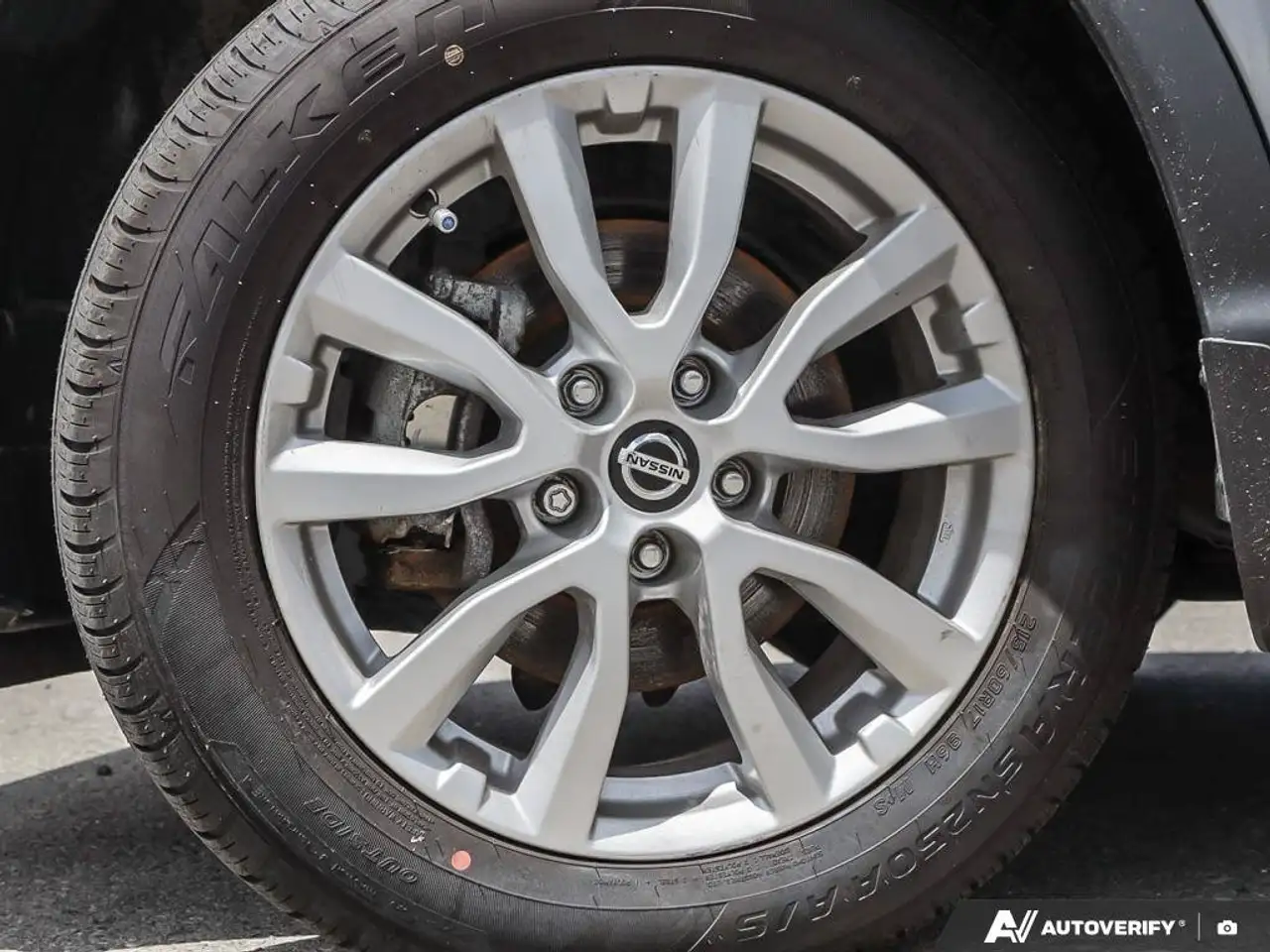 Nissan Qashqai снимка Nissan Qashqai