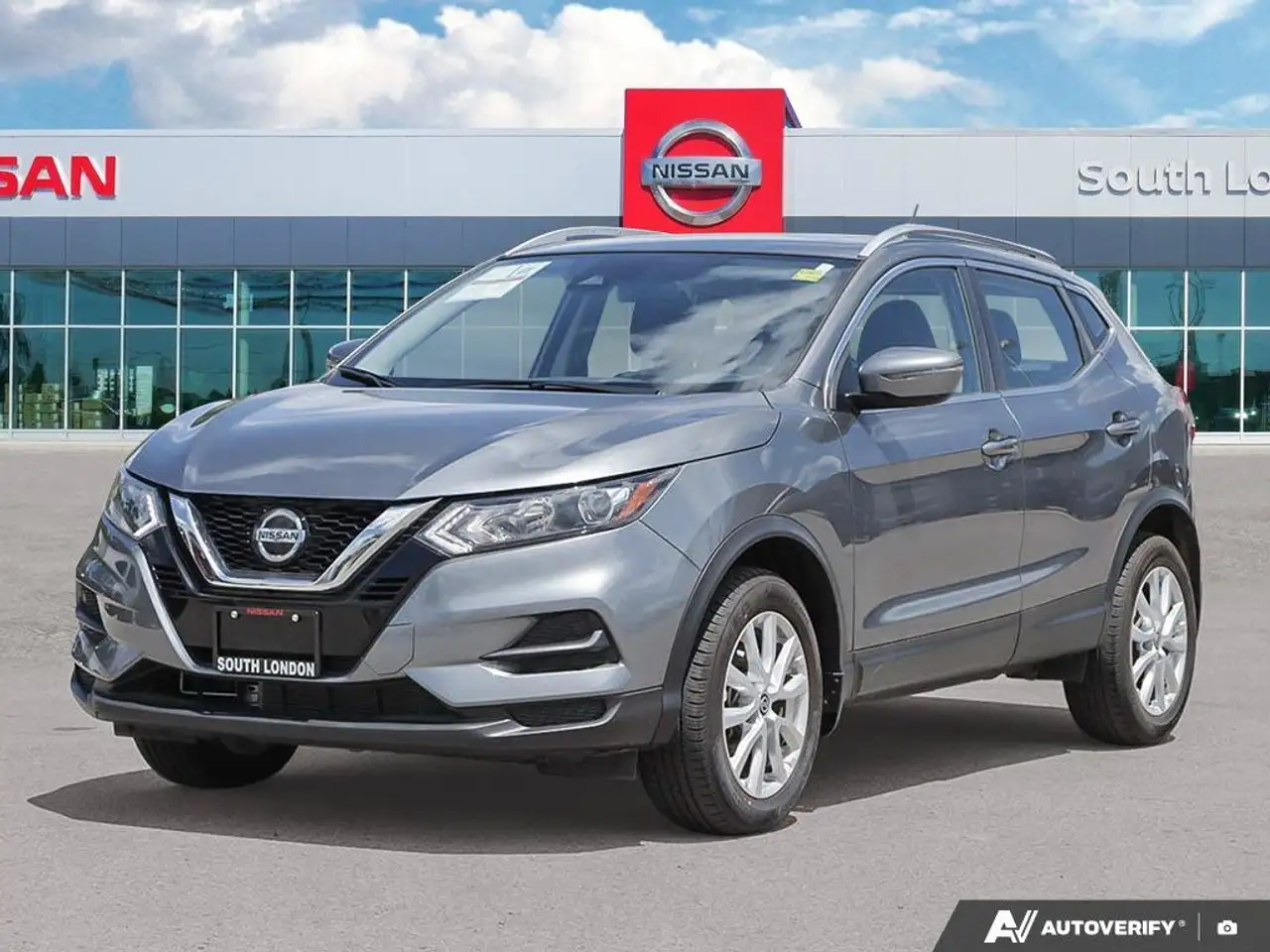 Nissan Qashqai снимка Nissan Qashqai