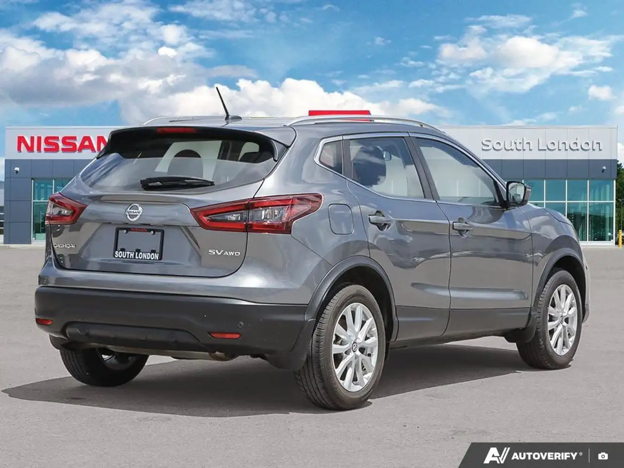 Nissan Qashqai снимка Nissan Qashqai