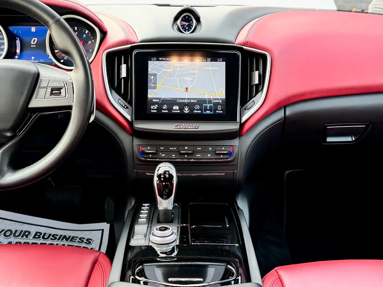 Maserati Ghibli снимка Maserati Ghibli