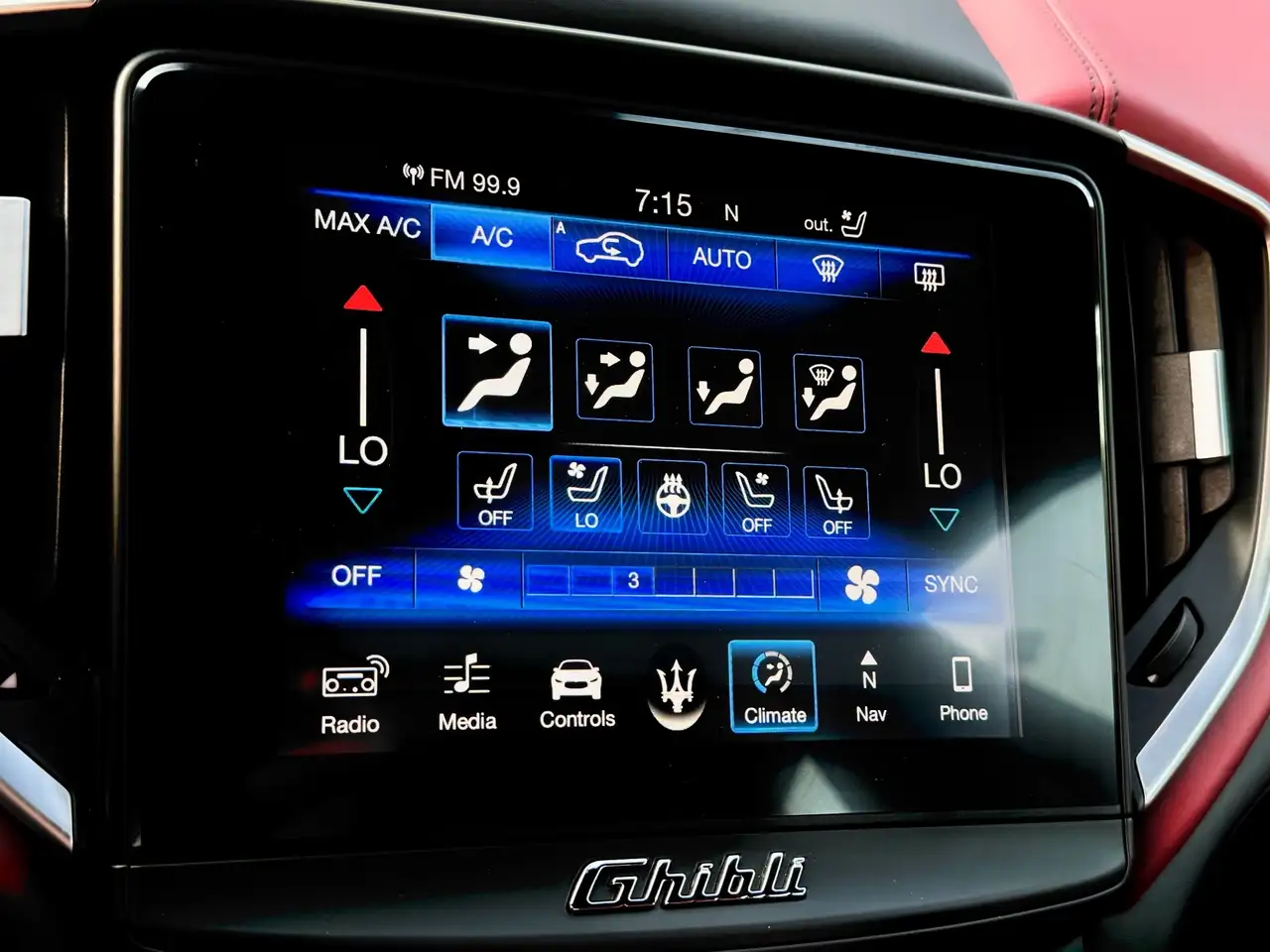 Maserati Ghibli снимка Maserati Ghibli