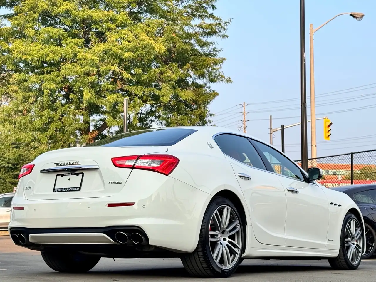 Maserati Ghibli снимка Maserati Ghibli