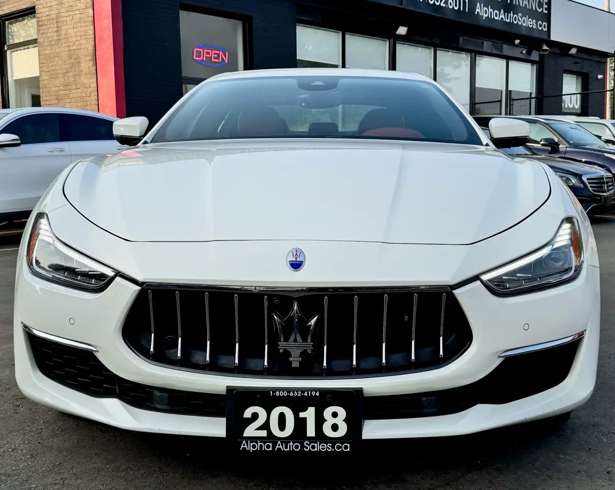 Maserati Ghibli снимка Maserati Ghibli