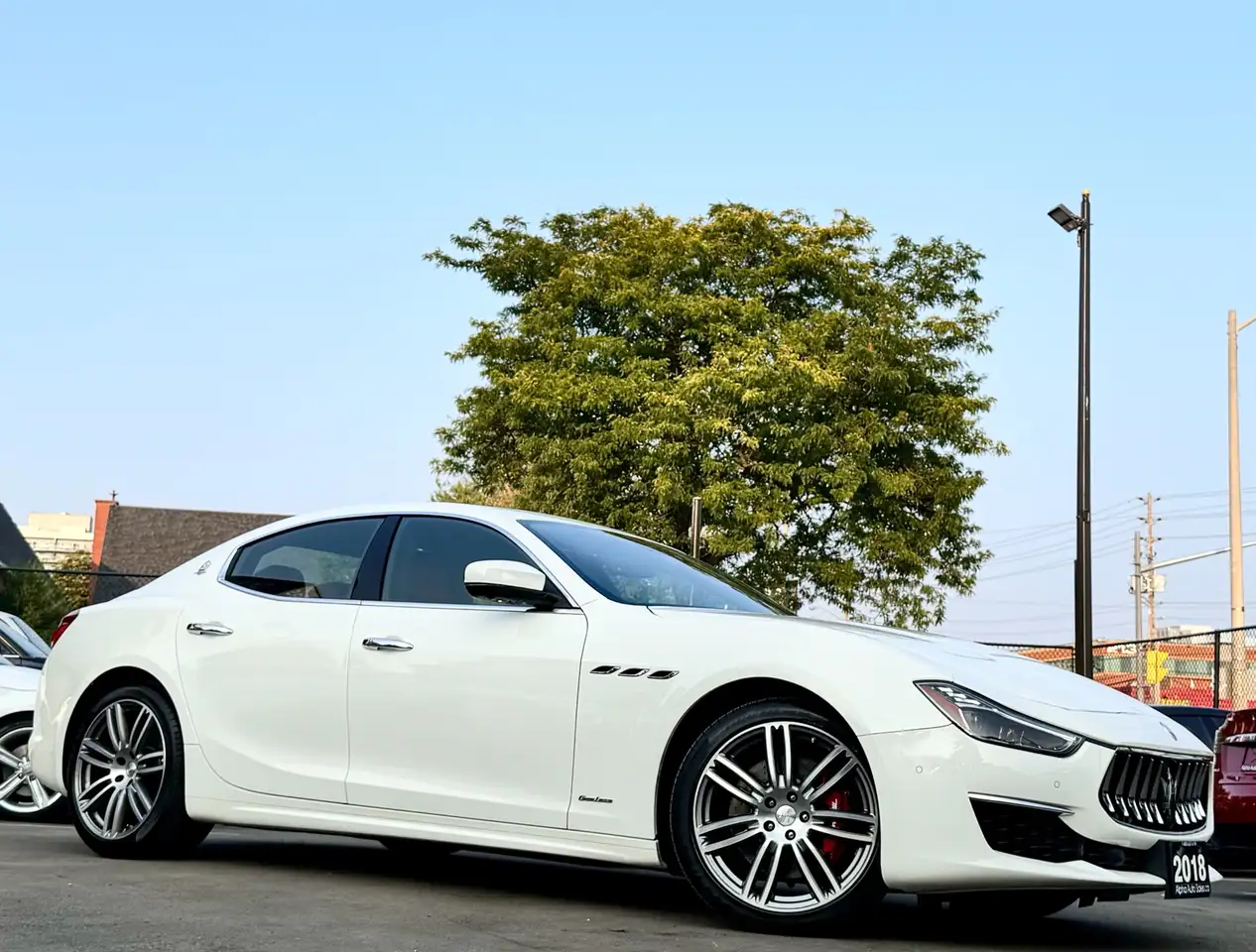 Maserati Ghibli снимка Maserati Ghibli