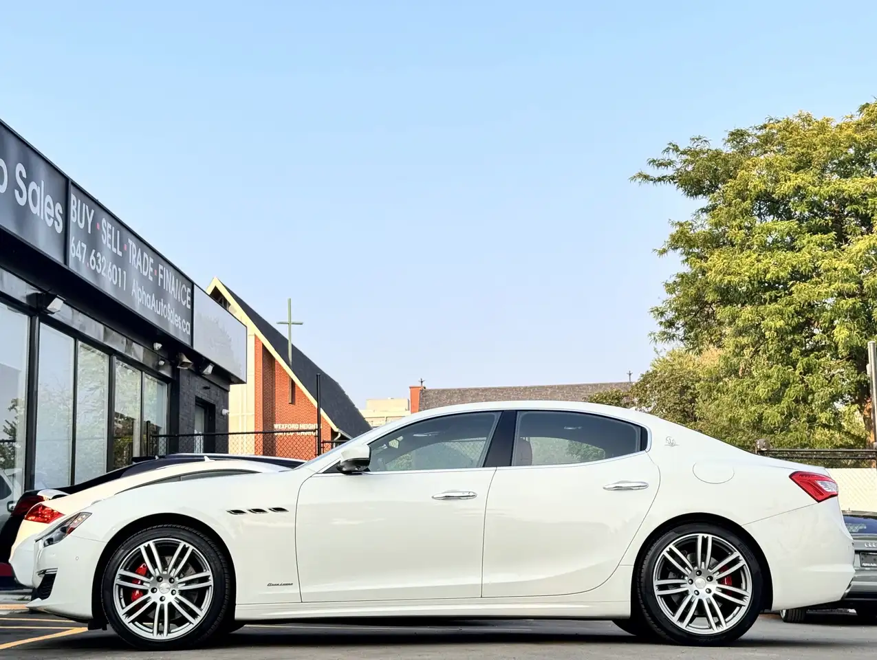 Maserati Ghibli снимка Maserati Ghibli