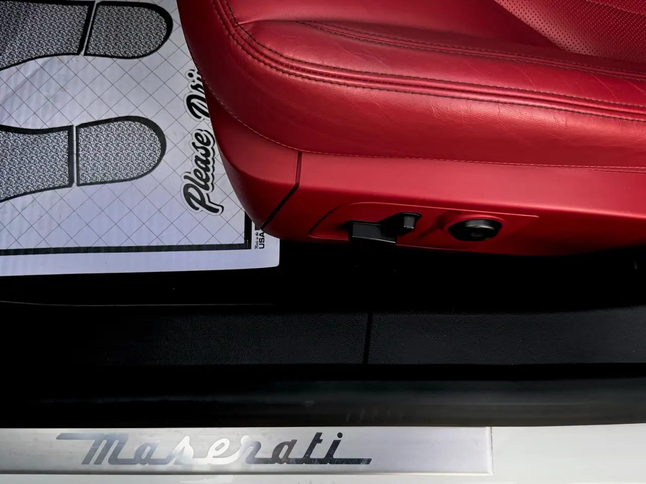 Maserati Ghibli снимка Maserati Ghibli