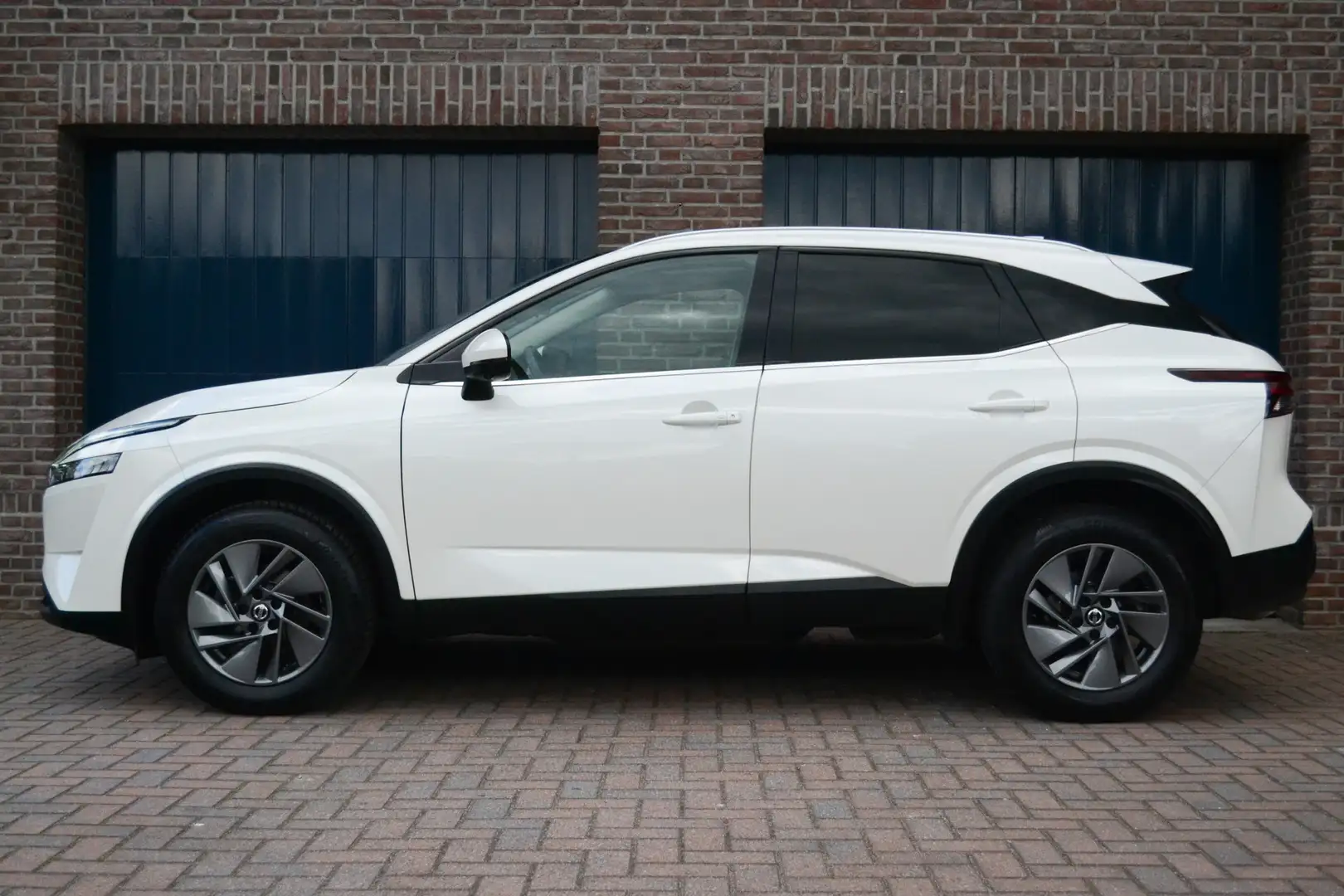 Nissan Qashqai 1.3 MHEV Acenta | Nieuw Model |  360 Camera | Pano Blanc - 2