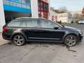 Skoda Octavia Combi Scout 4x4 2.0 TDI DSG AHK Navi SHZ Negru - thumbnail 4