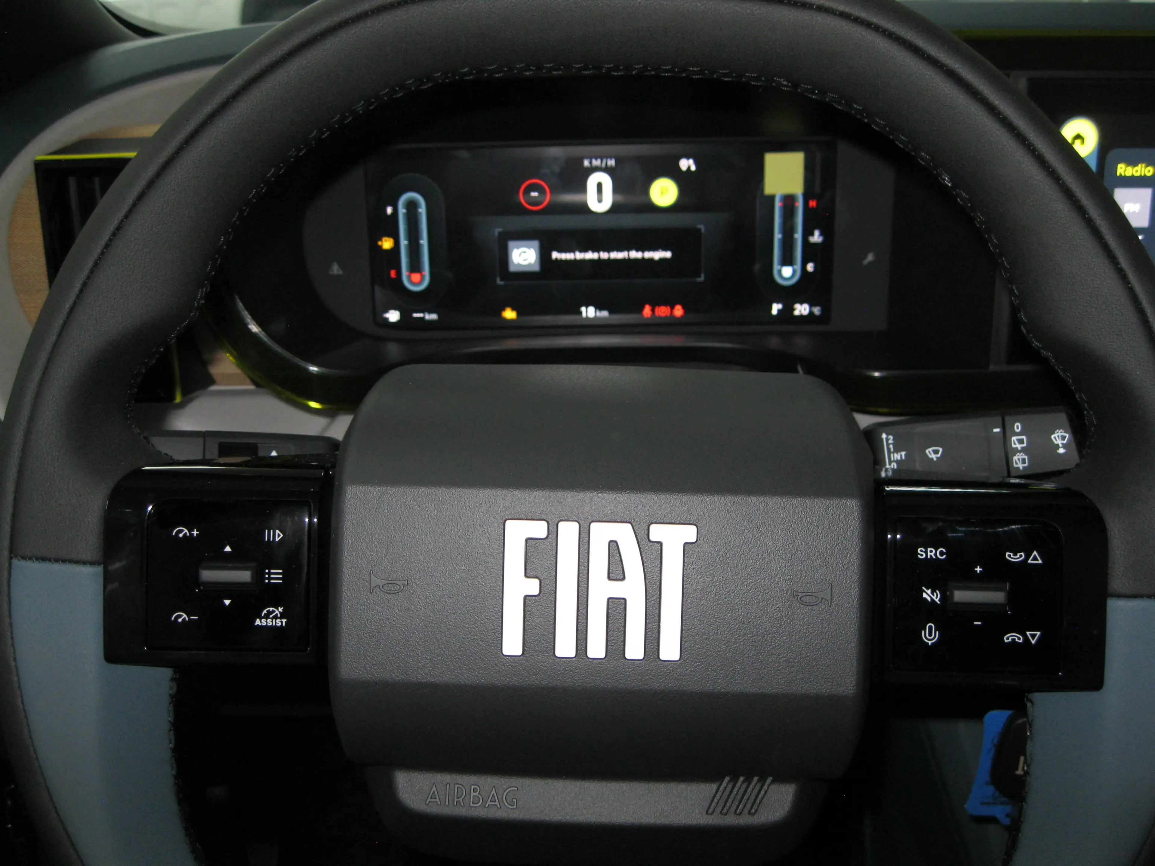 Fiat Grande Panda La Prima Automatik 1.2 Hybrid 74 kW NAVI-Winterpaket-LED-Kamera-PDC-ZV — photo 10