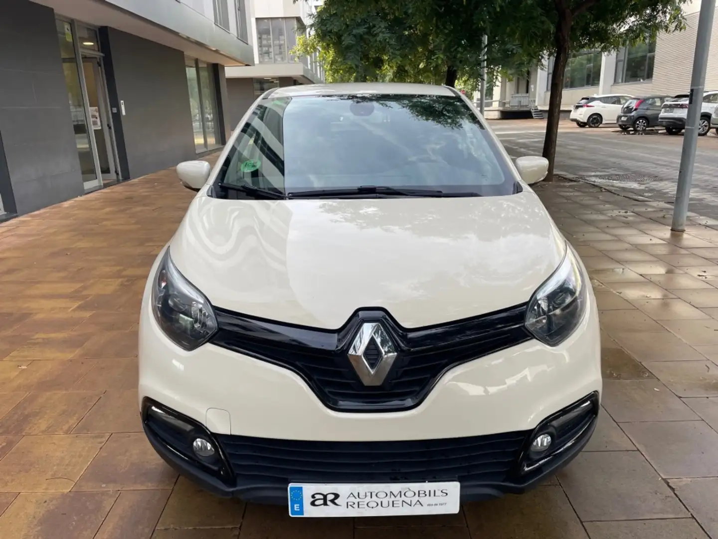 Renault Captur TCe eco2 Energy Zen 90 Blanc - 2