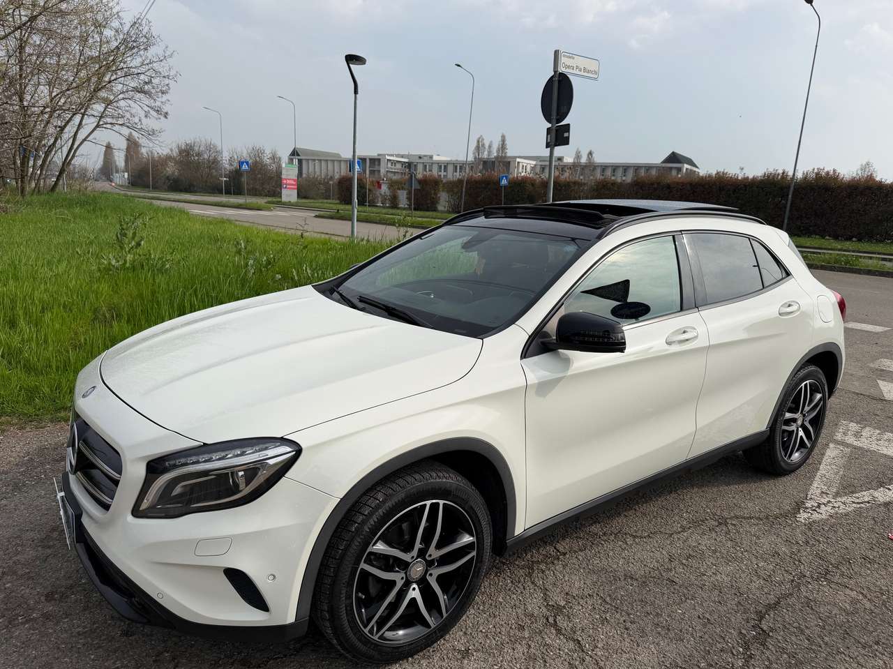 Mercedes-Benz GLA 200 (cdi) Enduro auto TETTO APRIBILE