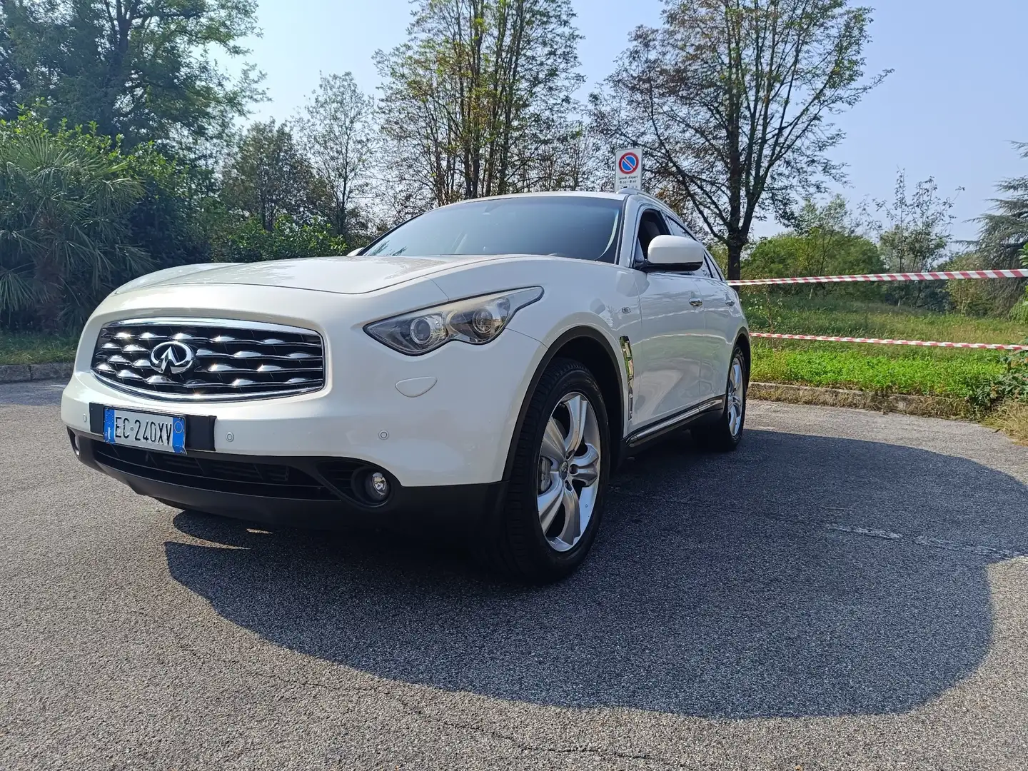 Infiniti FX 3000 diesel Білий - 2